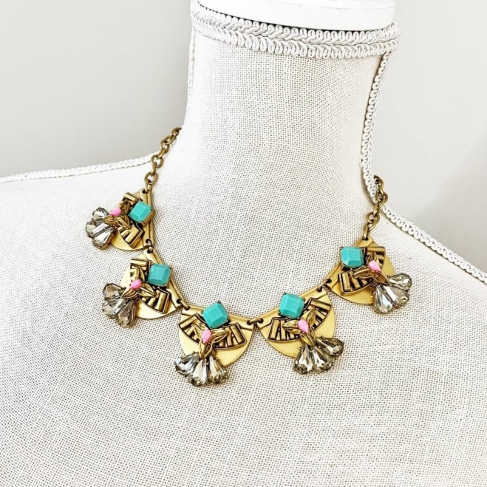 Stella & Dot Devina Statement Necklace